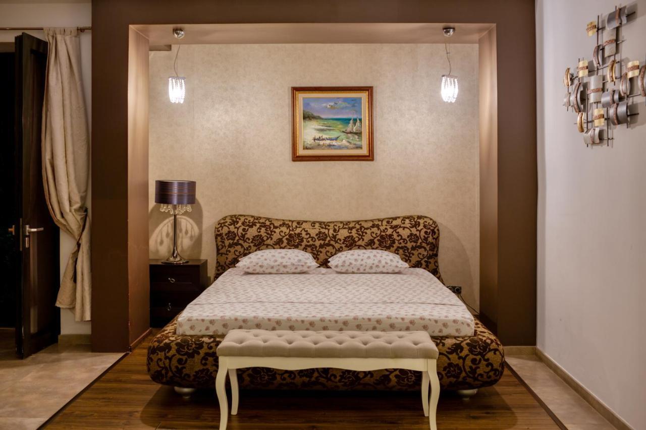 Kubiq Residence Temesgyarmat Kültér fotó