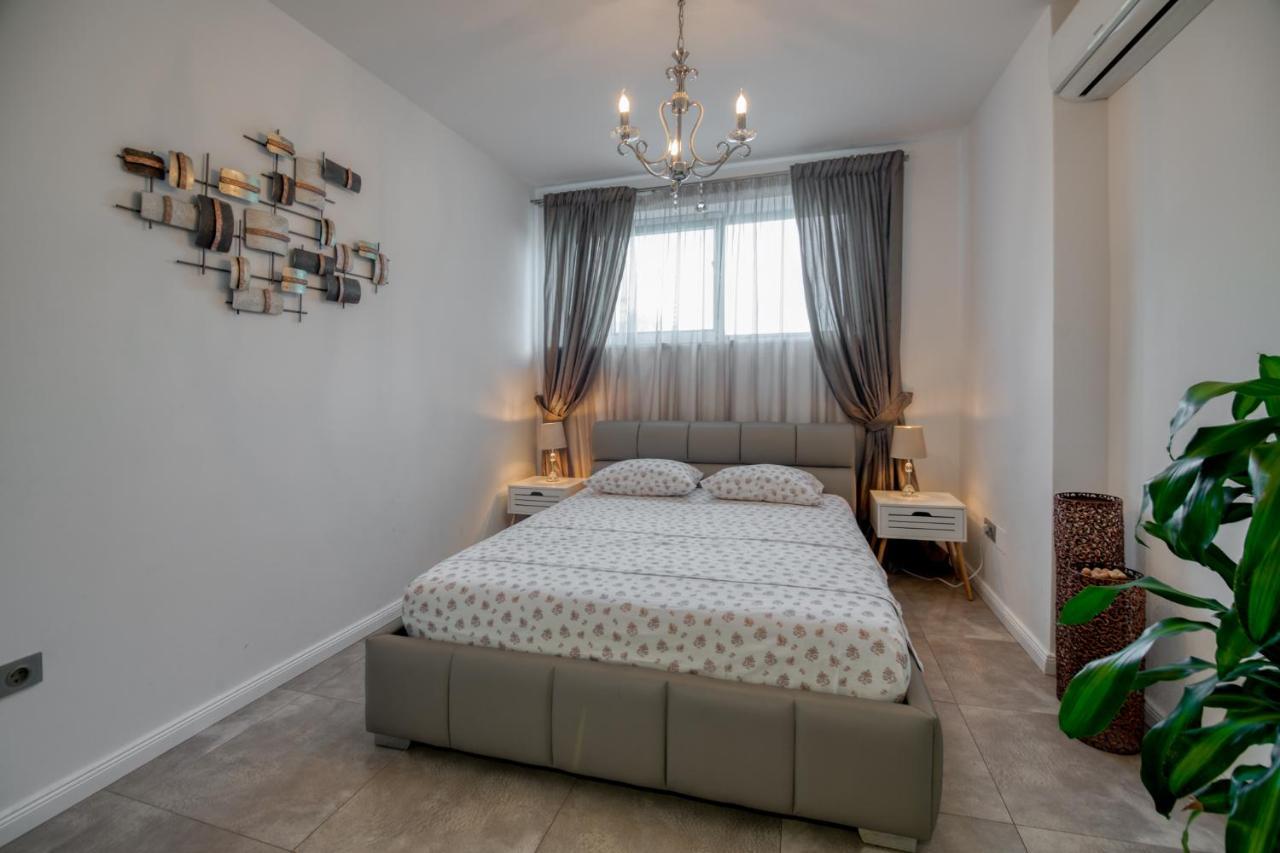 Kubiq Residence Temesgyarmat Kültér fotó