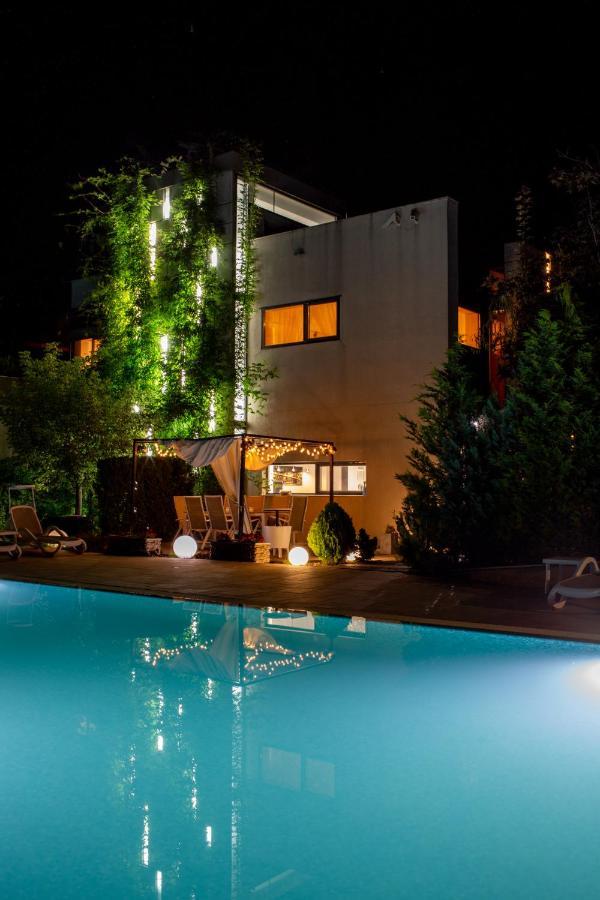 Kubiq Residence Temesgyarmat Kültér fotó