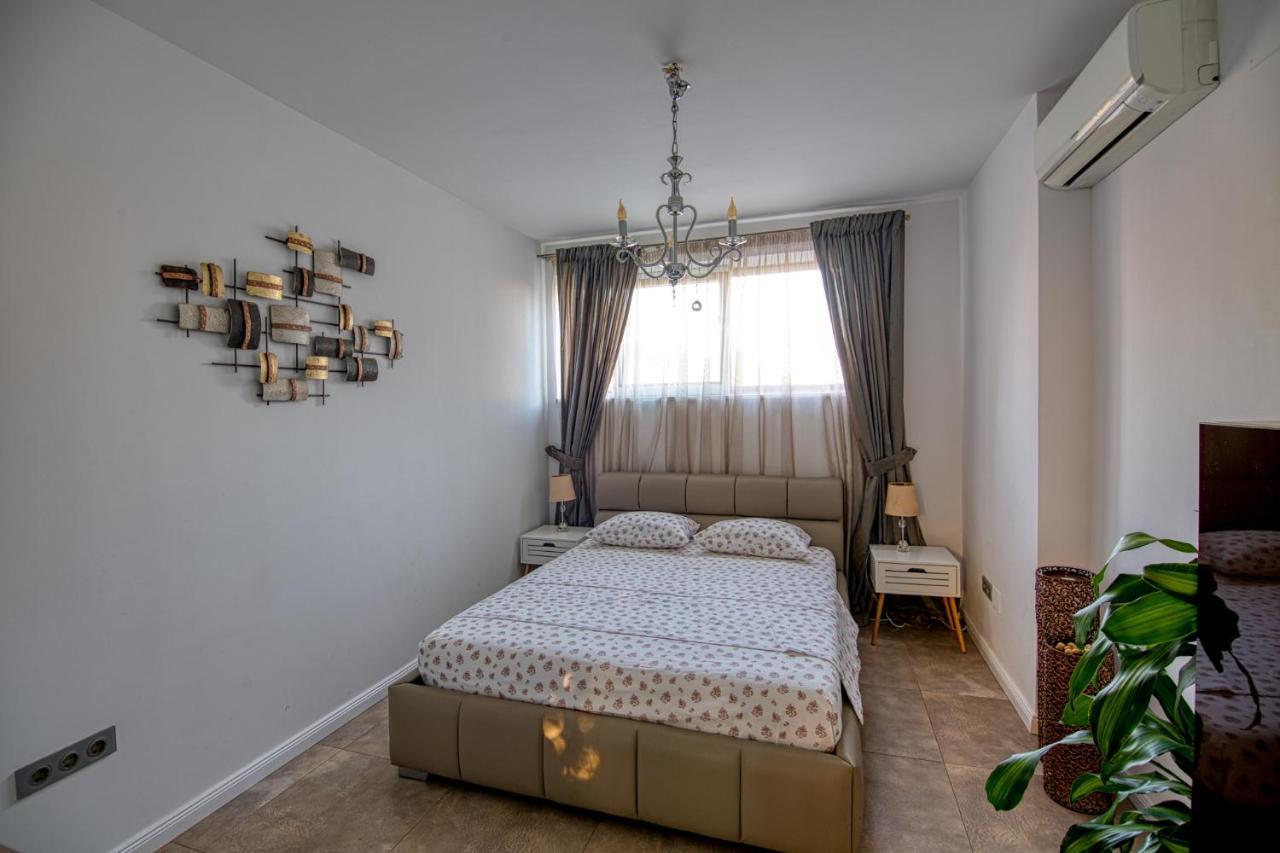Kubiq Residence Temesgyarmat Kültér fotó